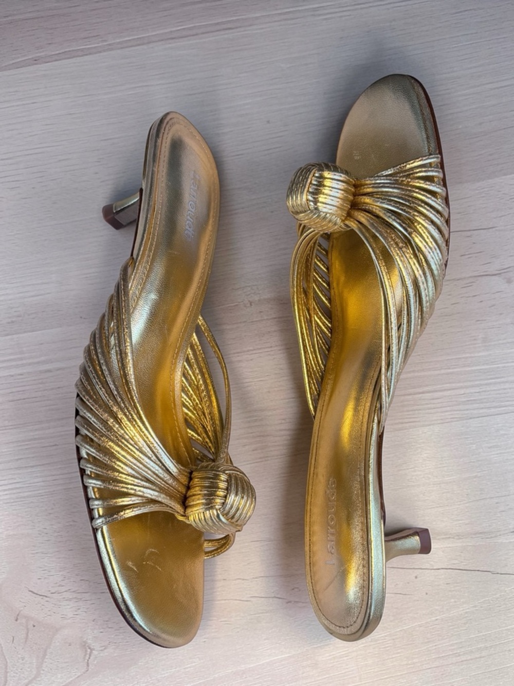 Larroudé Valerie Gold Metallic Leather Knot Mules Size 8.5 - Picture 3 of 6